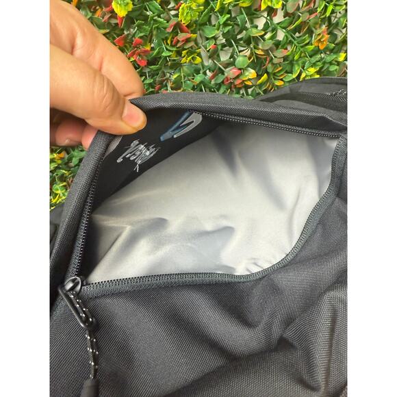 Timbuk 2 Q 2.0 Carrying Case Backpack for 17" Labtop Notebook Eco Black NEW NWT - Picture 4 of 16